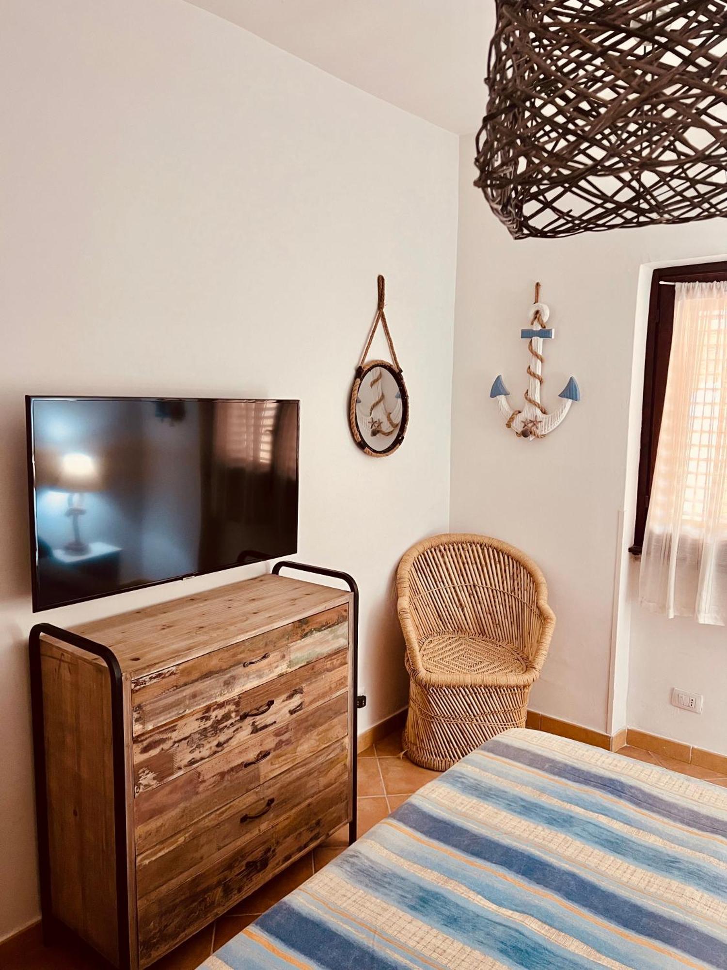 Apartament Il Maestrale La Maddalena  Zewnętrze zdjęcie